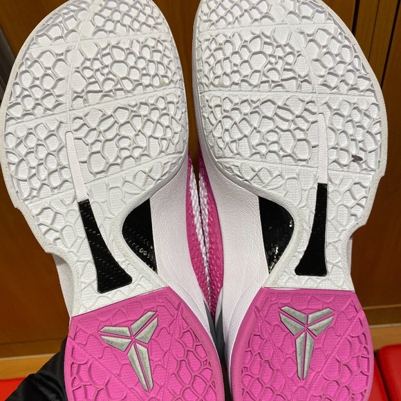 Basketball shoes main image 5